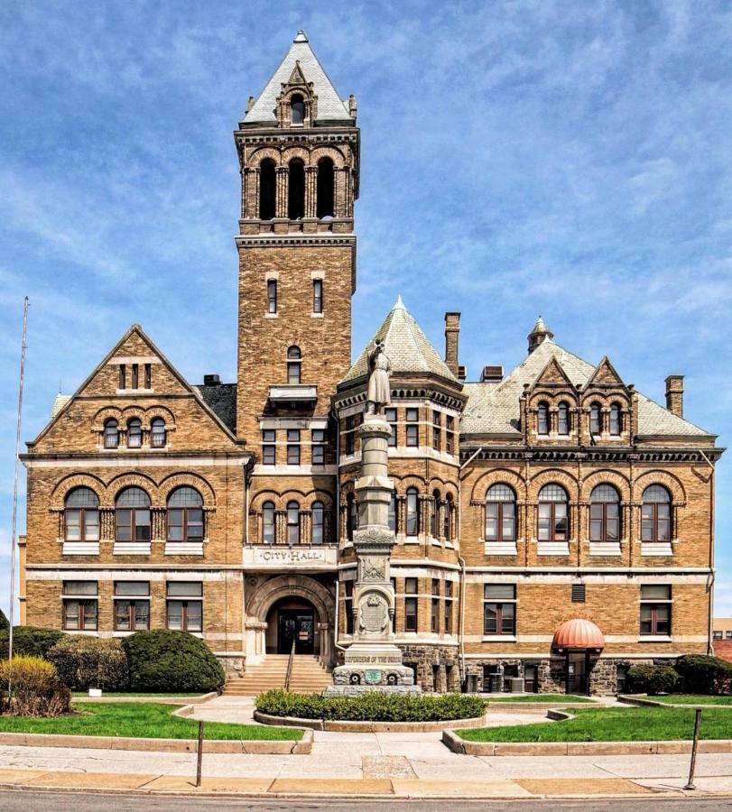 City Hall Grand Hotel Williamsport Camera foto